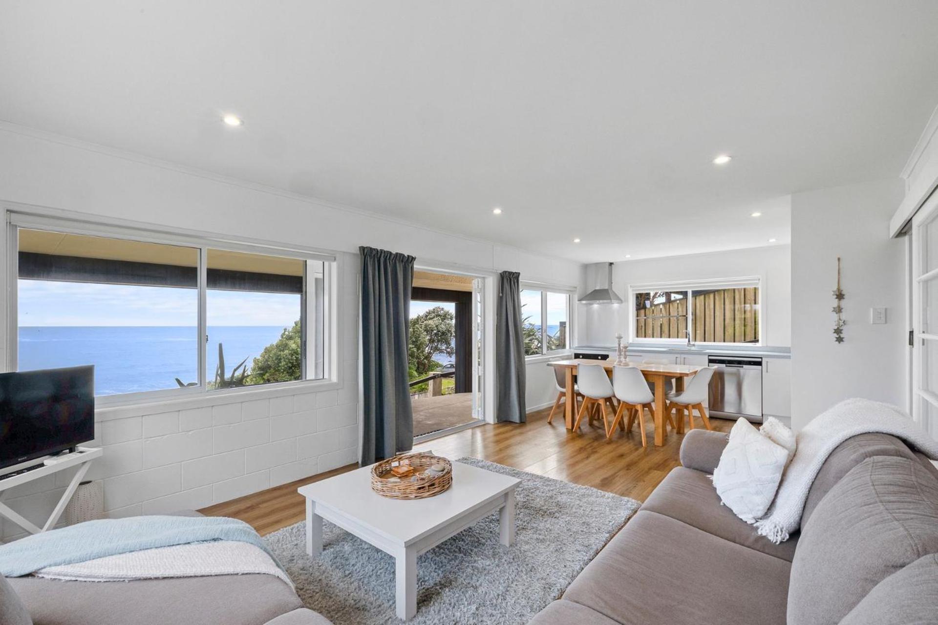 Wow On Wanaka Bay Apartment New Plymouth Exterior photo