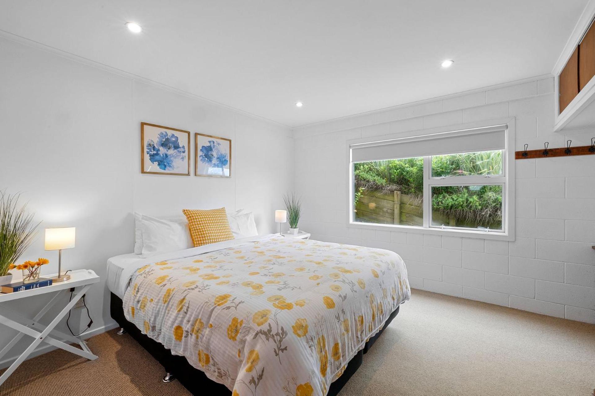 Wow On Wanaka Bay Apartment New Plymouth Exterior photo